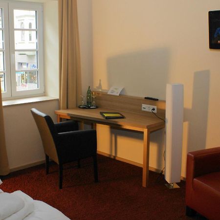 Hotel Stadt Steinheim Steinheim  Стая снимка